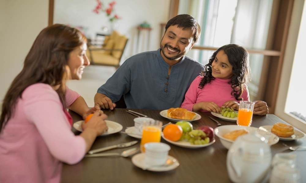 Display Colorful Fruits and Vegetables  for dining table