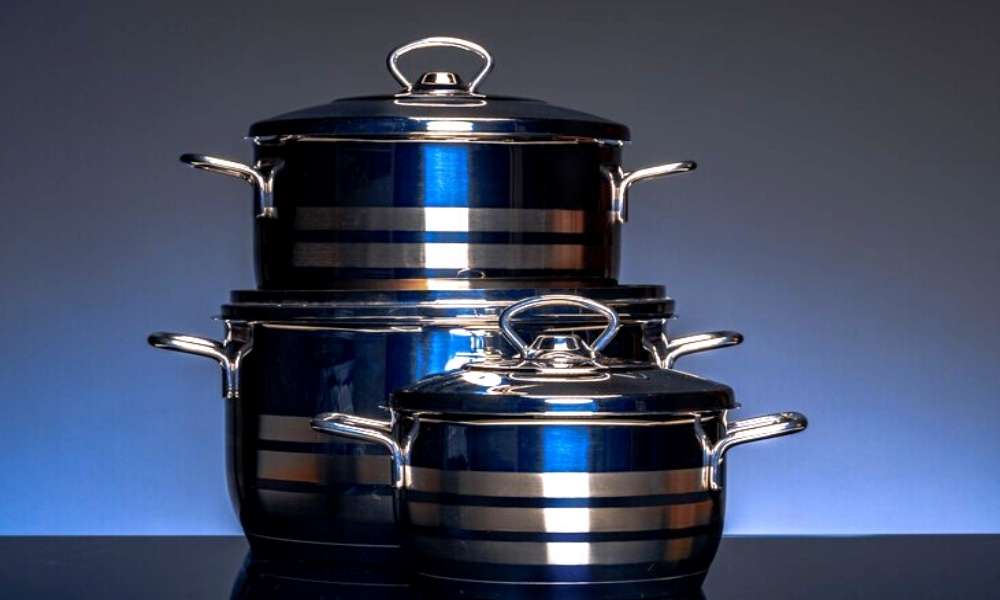 What is magnalite cookware?