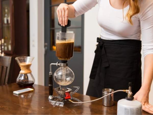 Clean Reservoir Coffee maker 