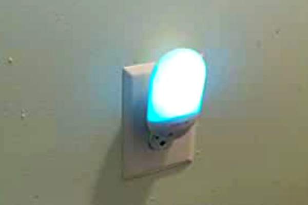  Lofter Plug-In Bathroom Night Light 