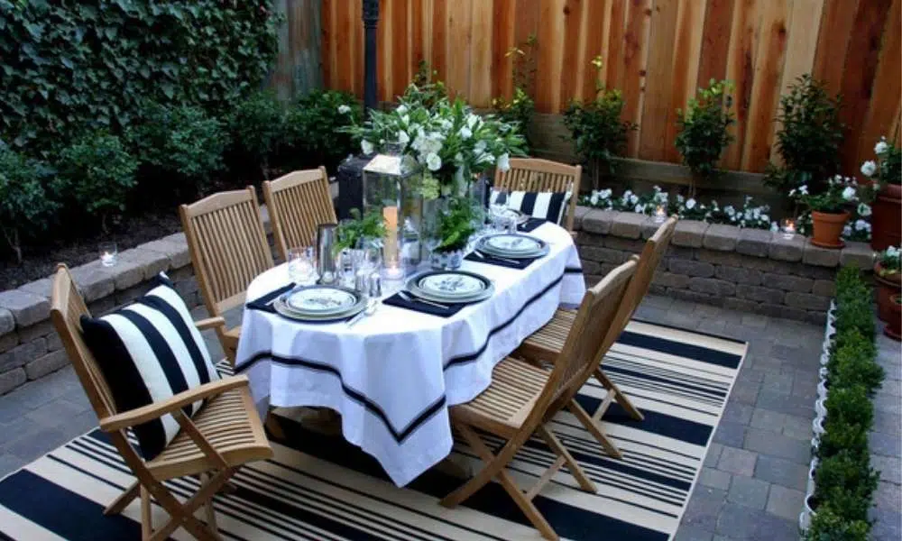 Set The Table With Linens 