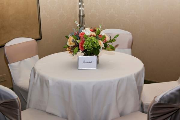  Floral Centerpieces Table 