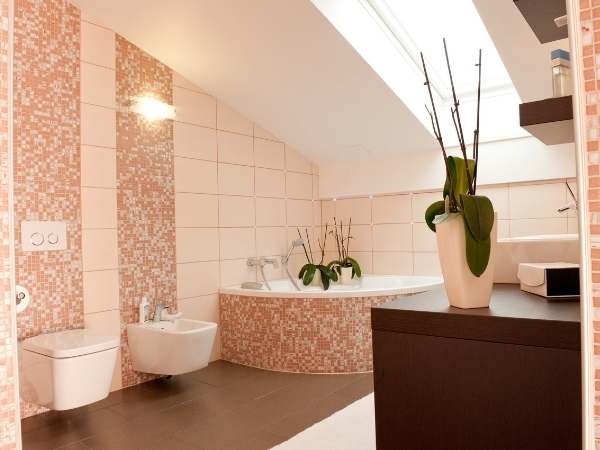 The Luxury Of Vaulted Bathroom Ceiling