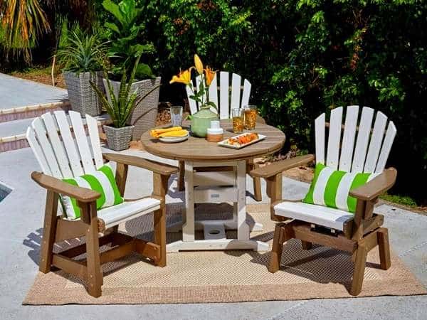 Using Citrus Juice Clean Outdoor Plastic Furniture