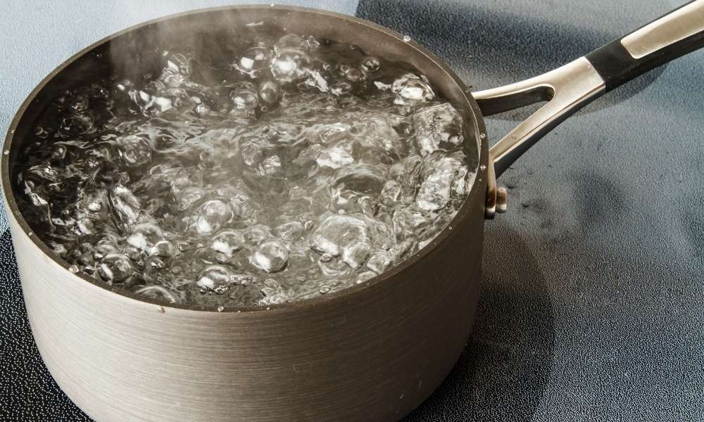 Heat To Remove Melted fabric From Cookware