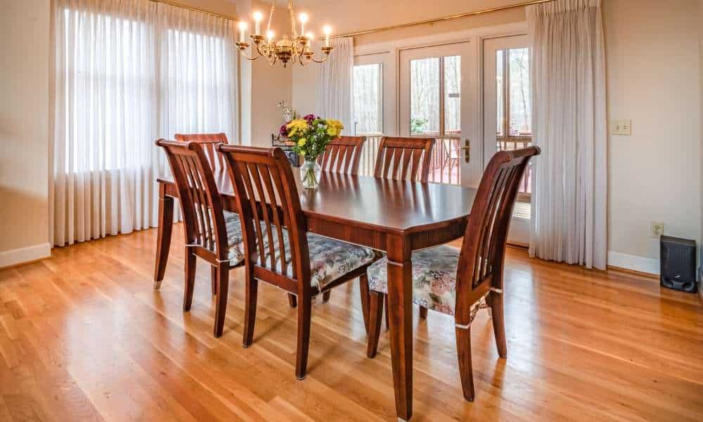 How To Clean Wood Dining Table