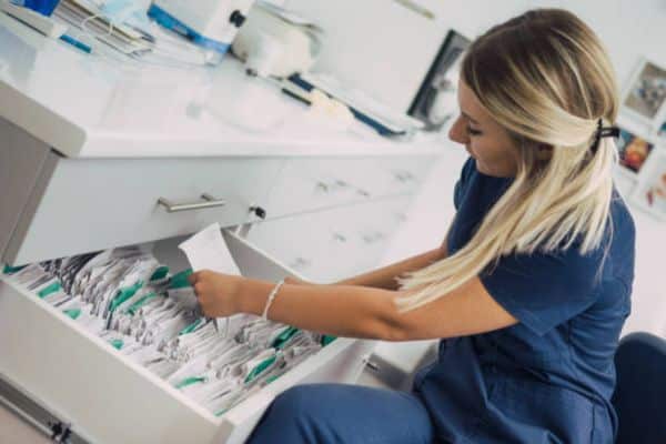 Different Types of Filing Cabinets and When To Use Each