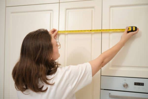 Tips for Measuring Your Kitchen Cabinet Height