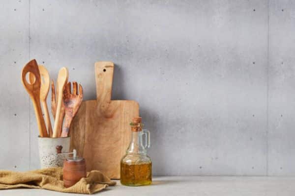 What Happens If You Use Olive Oil on a Cutting Board?