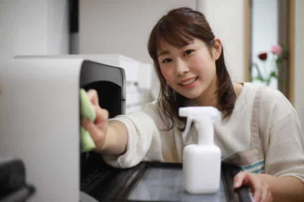My Weekly Cleaning Routine – Quick and Easy Tips