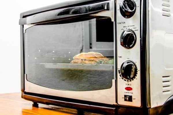 Step-by-Step – How to Stop a Smoking Toaster Oven Instantly