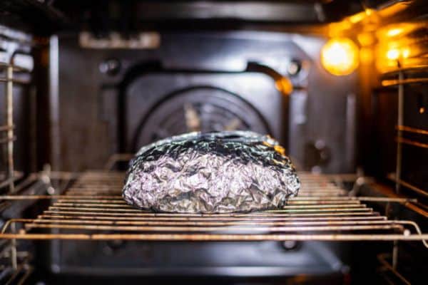 When Aluminum Foil Is NOT Safe (Avoid These Mistakes)