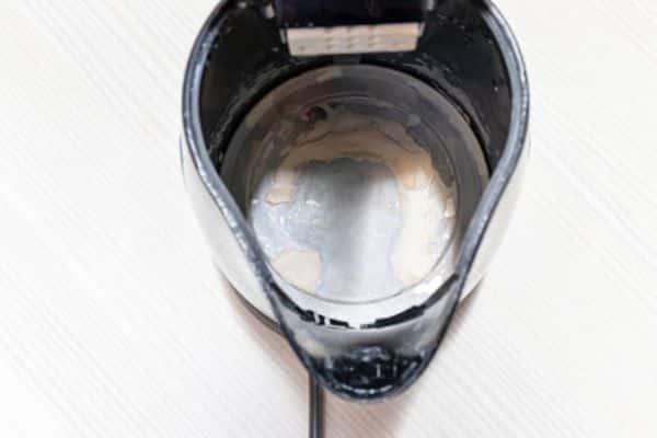 How to Clean Burnt Milk from a Kettle Using Baking Soda
