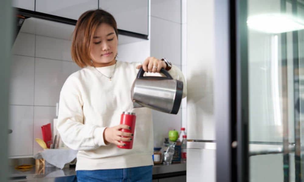 how to use electric kettle for the first time