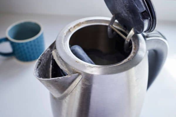 How To Remove Hard Water Stains From Kettle