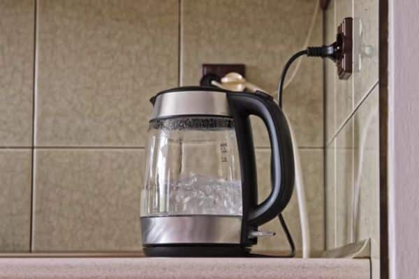 My Personal Experience Using a Non Plastic Electric Kettle