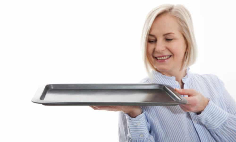 Are Non Stick Baking Trays Safe