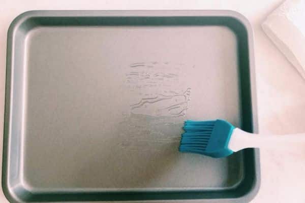 Best Ways To Grease Baking Trays