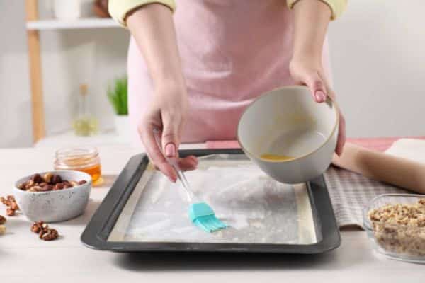 Best Ways To Grease Silicone Baking Trays
