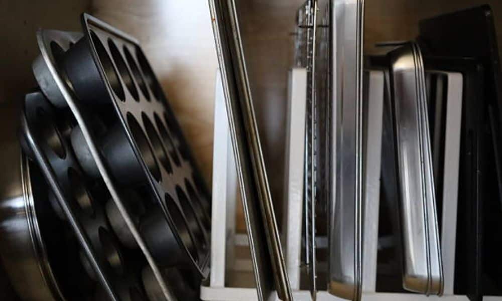 Can You Put Baking Trays In The Dishwasher