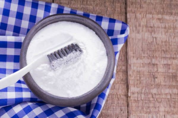 Remove Rust With Baking Soda