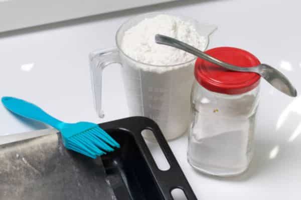 How To Remove Carbon Buildup From Baking Tray With Baking Soda