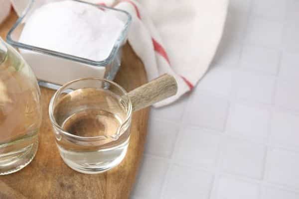Using Baking Soda And Vinegar Together